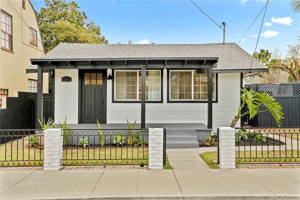 1080 Euclid Avenue - Photo 1
