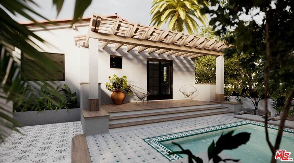 634 Las Palmas Avenue - Photo 1