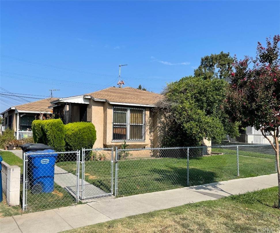 1307 Amalia Avenue - Photo 1