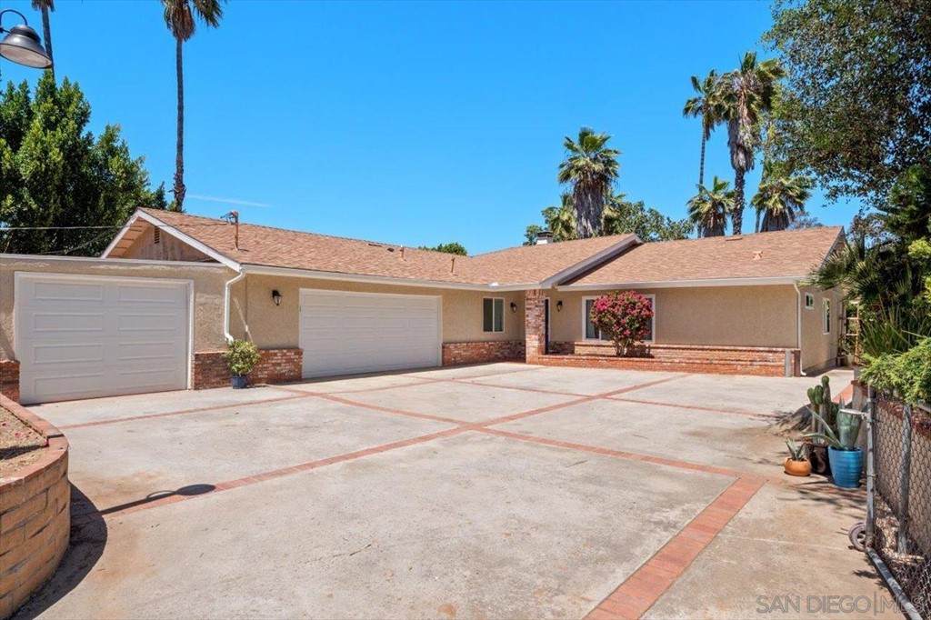 1339 Windsong Ln - Photo 1