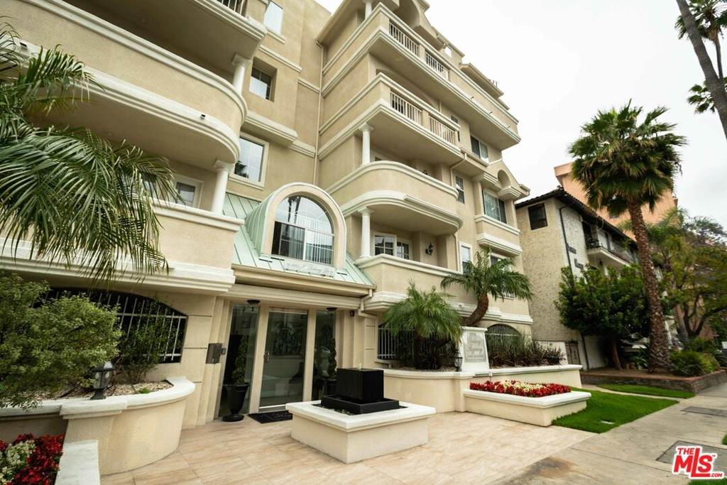 114 Doheny Drive - Photo 1