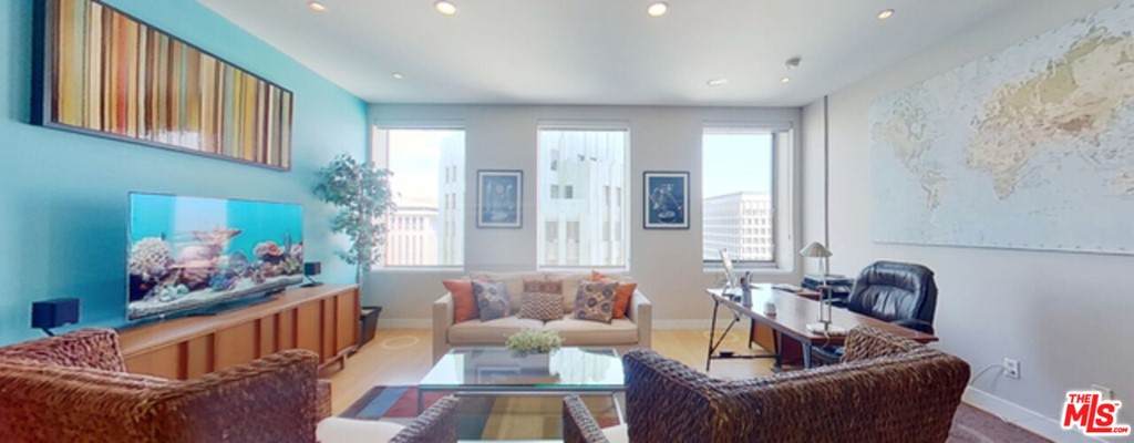 3810 Wilshire Boulevard - Photo 1