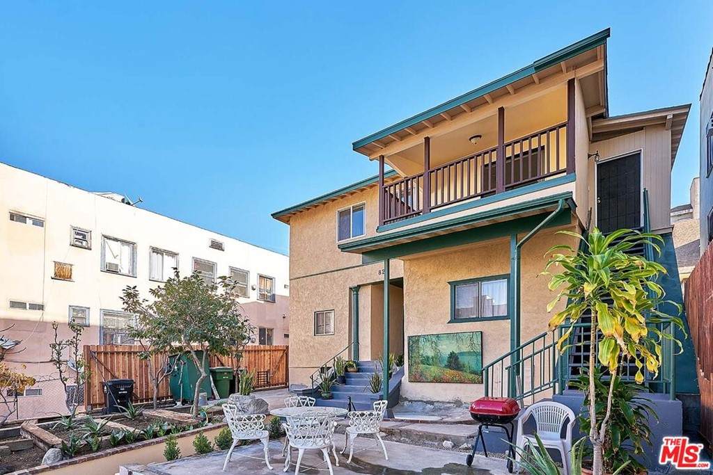 826 Park View Street - Photo 1