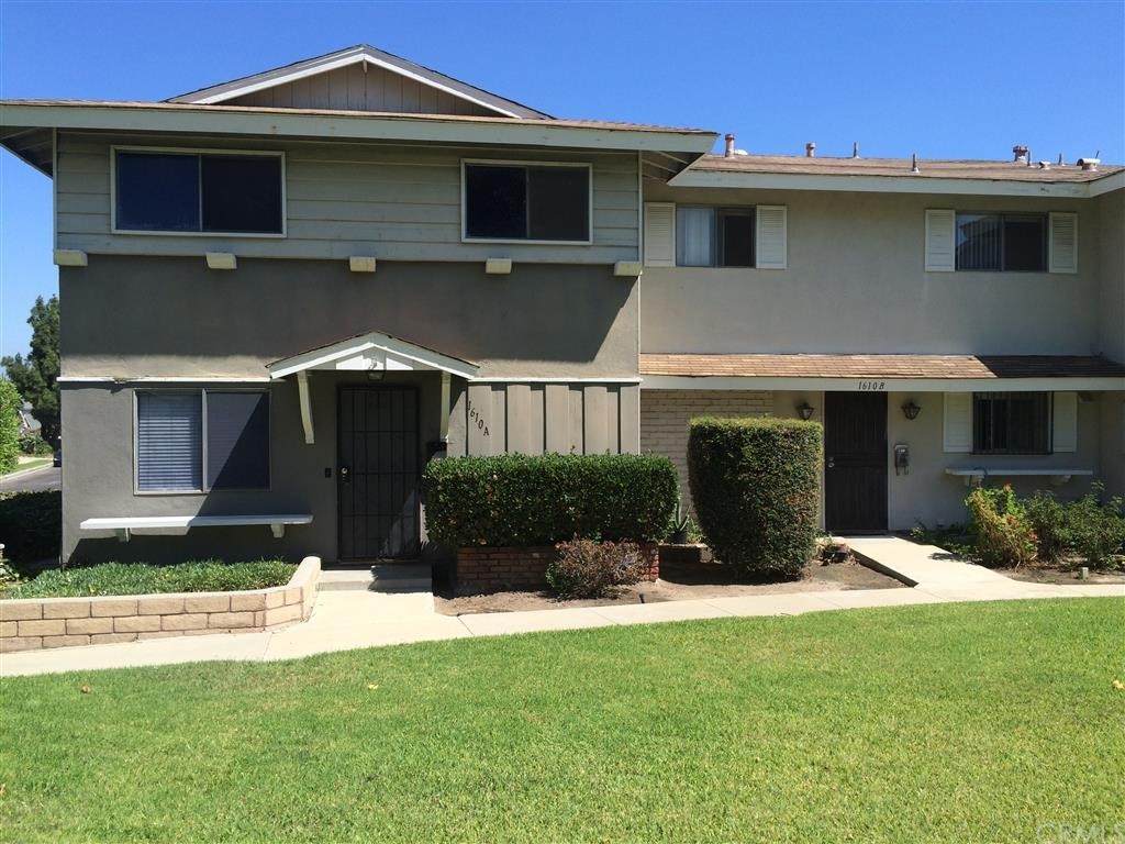 1610 Greenport Avenue - Photo 1