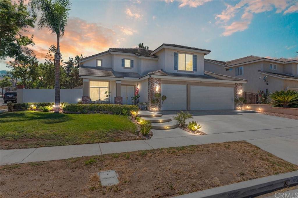 1090 Trailview Lane - Photo 1