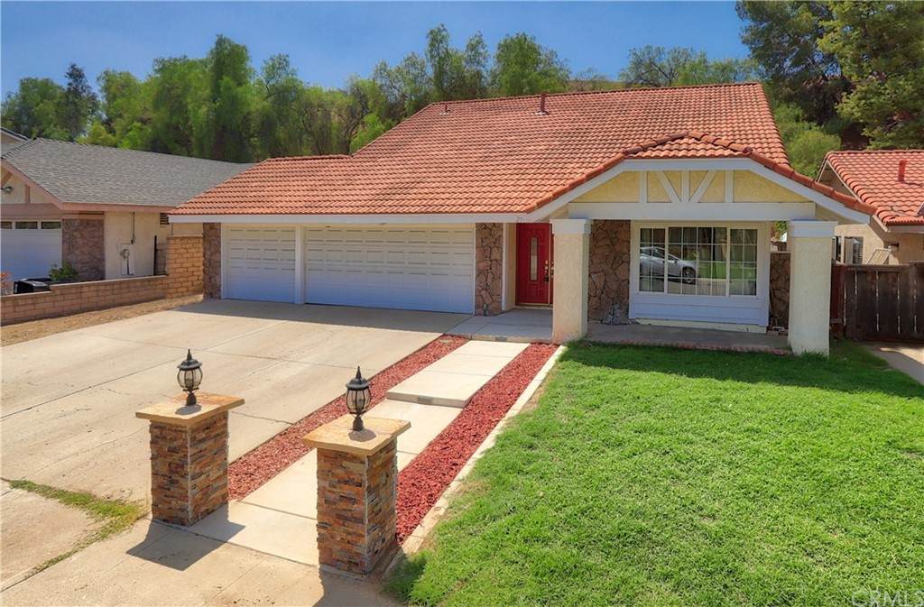 25 Sage Canyon Road - Photo 1