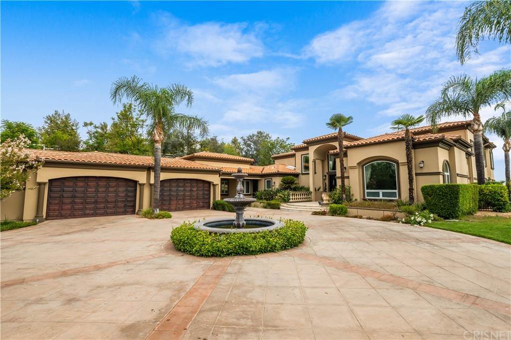 5985 Annie Oakley Road - Photo 1