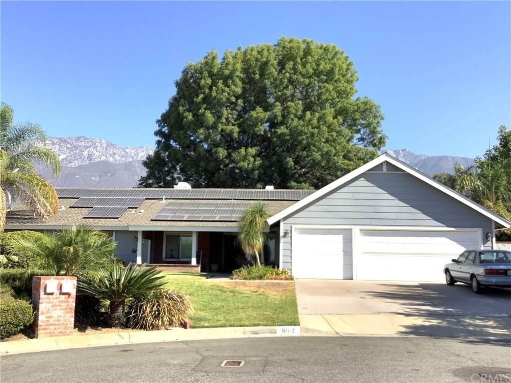 6012 Malachite Ave - Photo 1