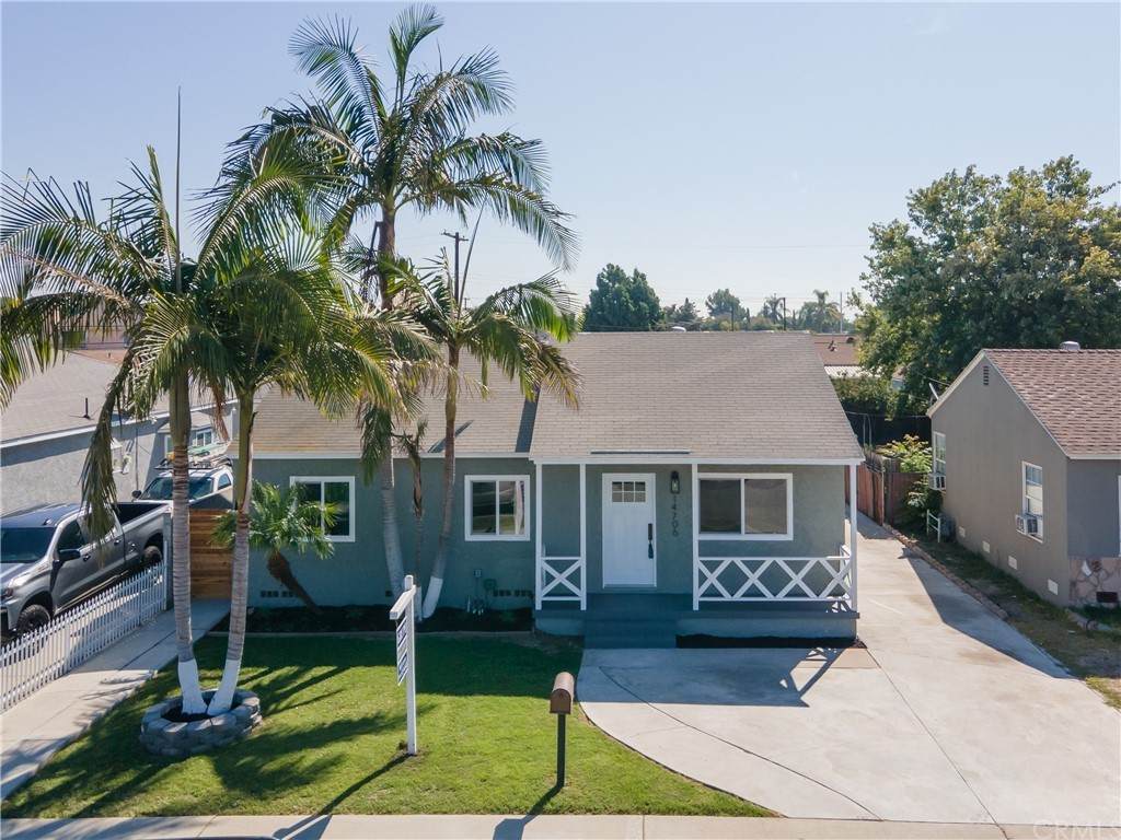 14706 Horst Avenue - Photo 1