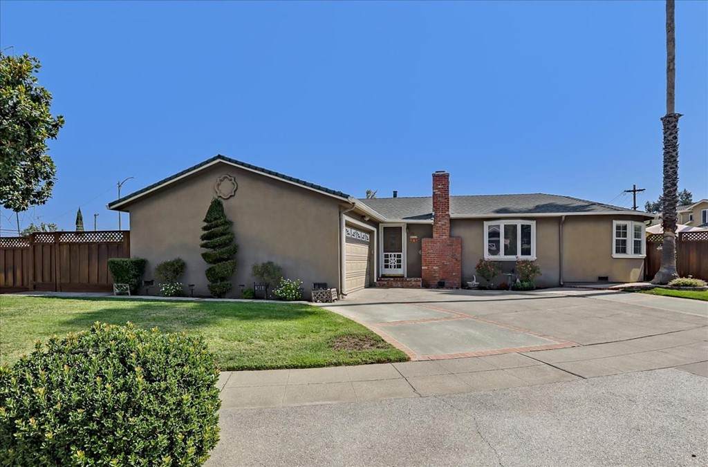 5466 Mary Jo Way - Photo 1
