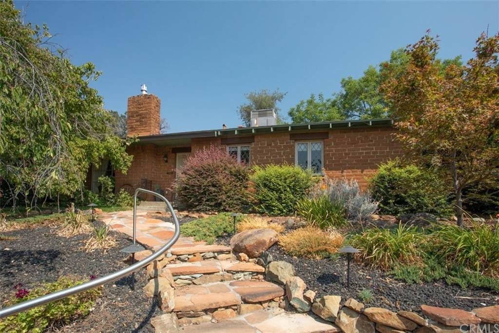205 Canyon Highlands Drive - Photo 1