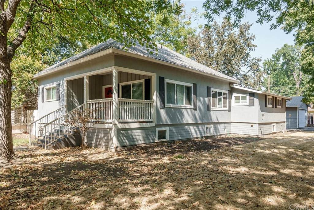1344 Laburnum Avenue - Photo 1