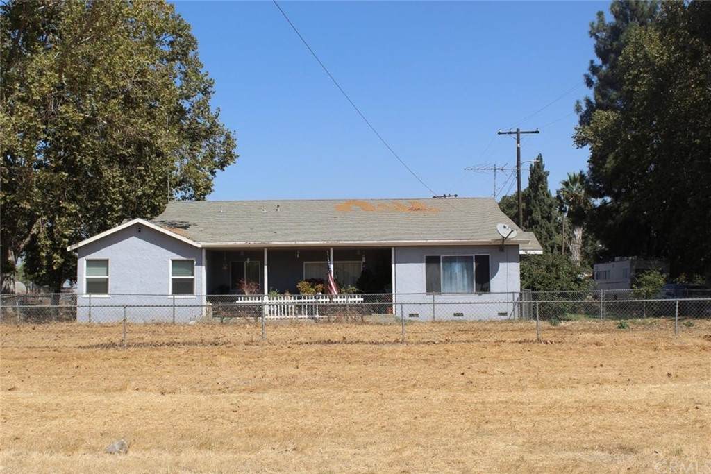 14593 Avenue 25 1/2 - Photo 1