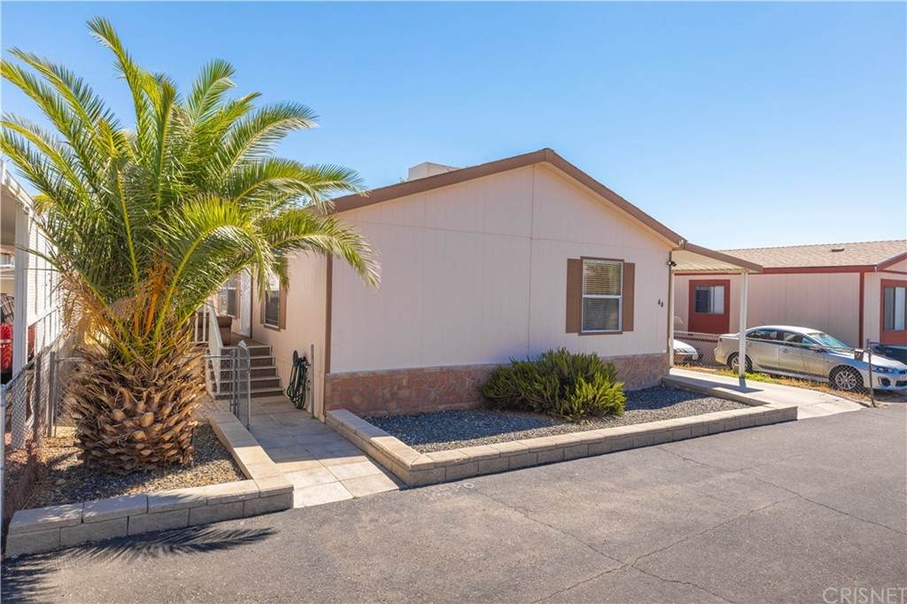 3303 Sierra Highway - Photo 1