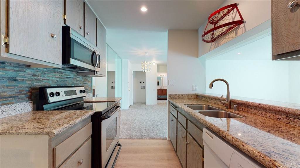 5460 White Oak Avenue - Photo 1