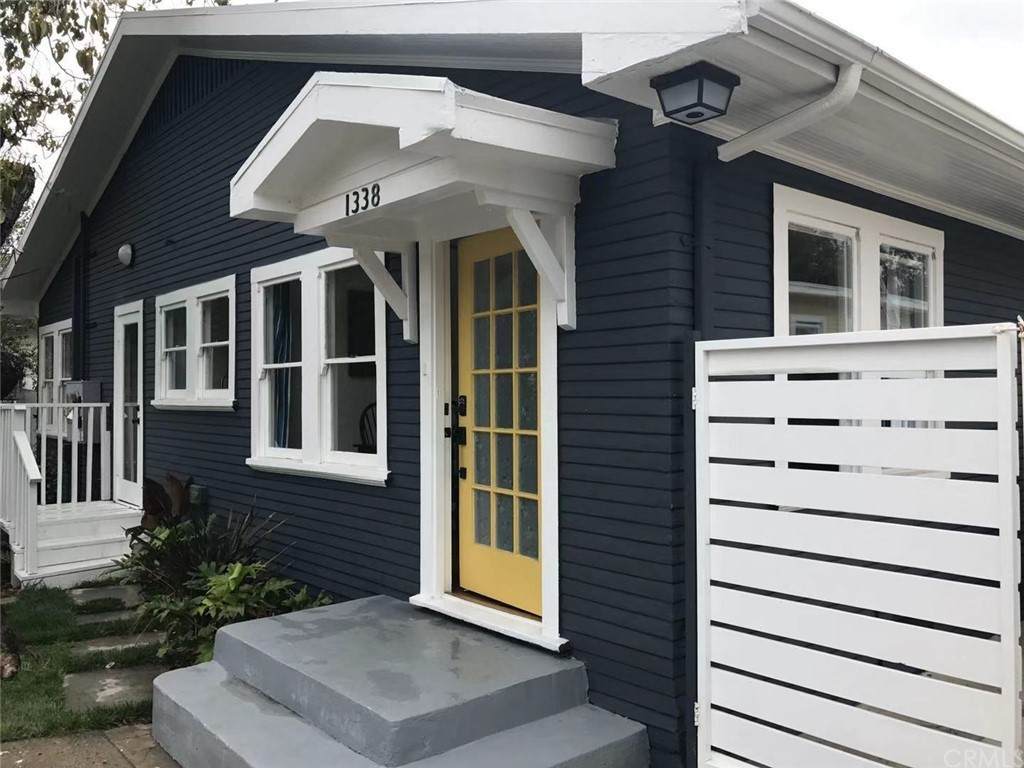 1338 Tamarind Avenue - Photo 1