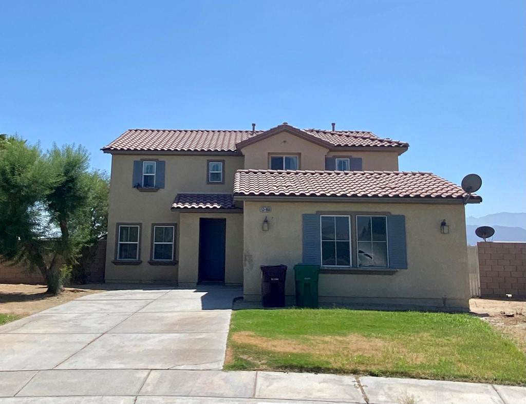 53968 Mahogany Court - Photo 1