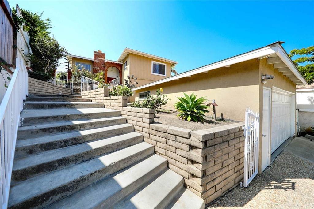 122 Avenida Sierra - Photo 1