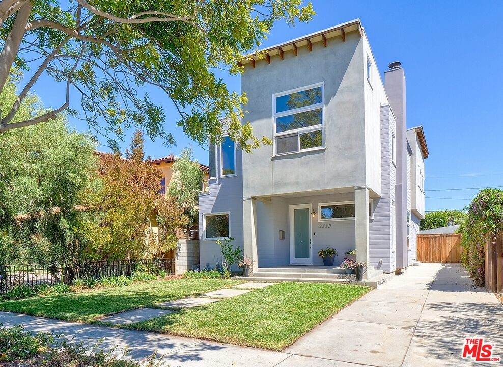 2519 29Th Street - Photo 1