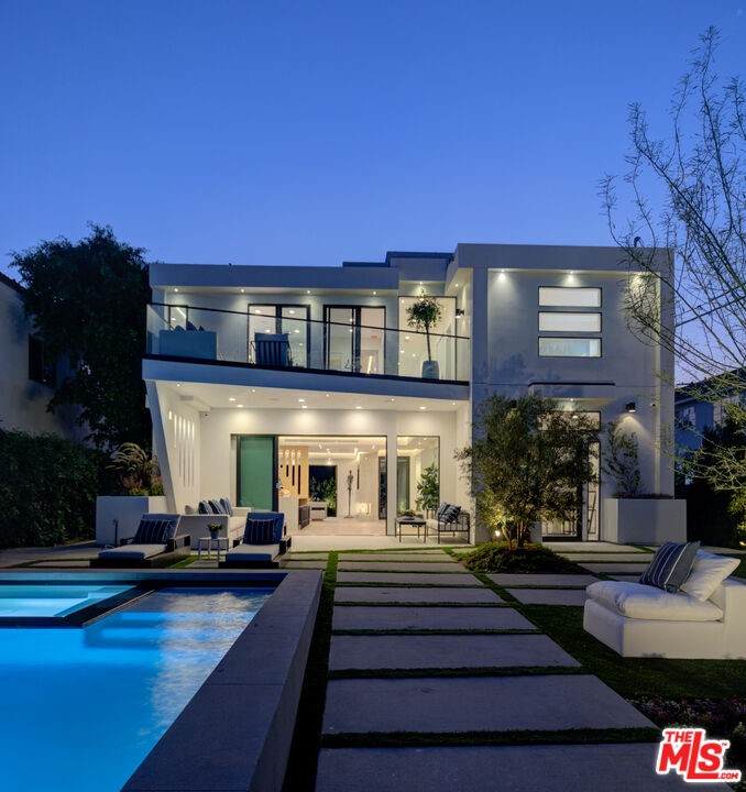 4338 Agnes Avenue - Photo 1