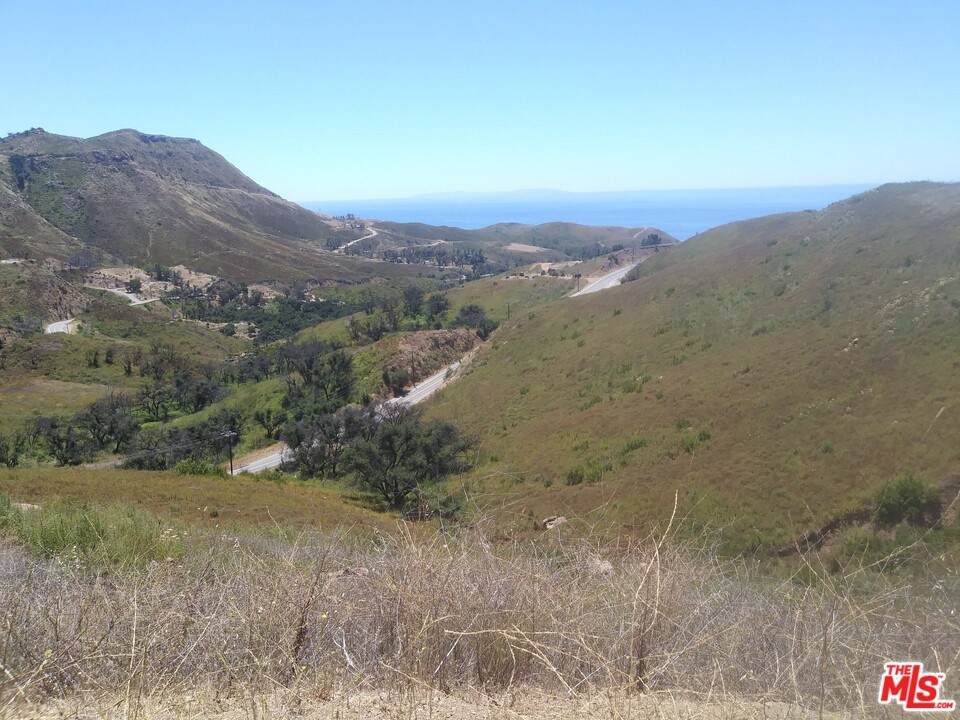 2580 Encinal Canyon Road - Photo 1