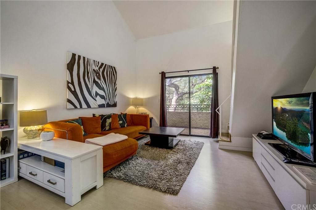 64 Mar Vista Avenue - Photo 1