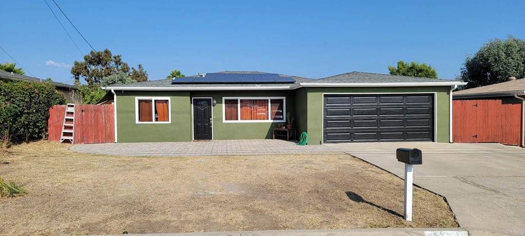 1333 Marabou Lane - Photo 1