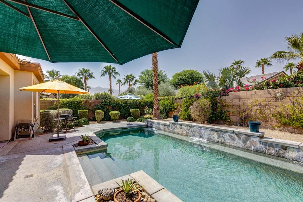 61265 Cactus Spring Drive - Photo 1