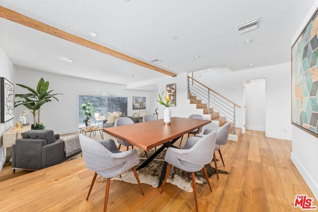937 18Th Street - Photo 1