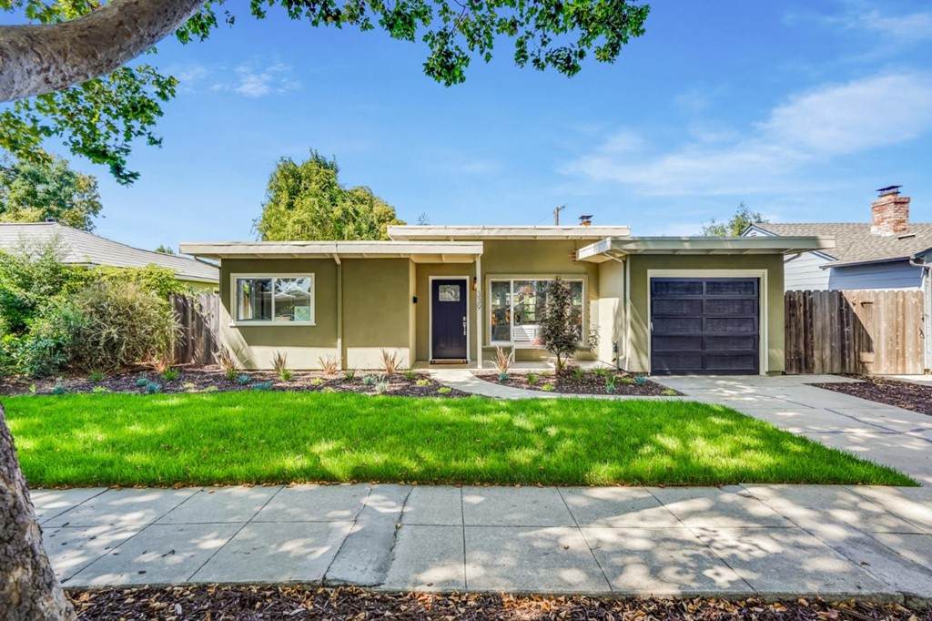 339 E Street - Photo 1
