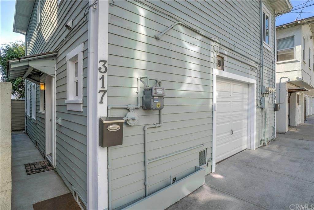 317 Bayview Drive - Photo 1