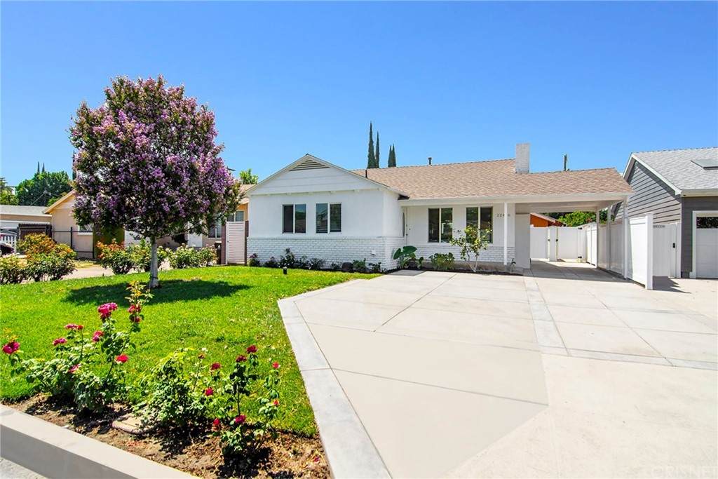 22446 Berdon Street - Photo 1