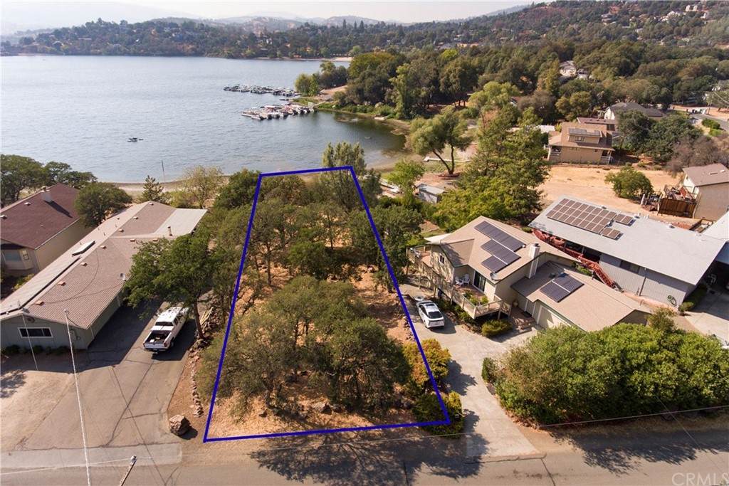 19047 North Shore Drive - Photo 1