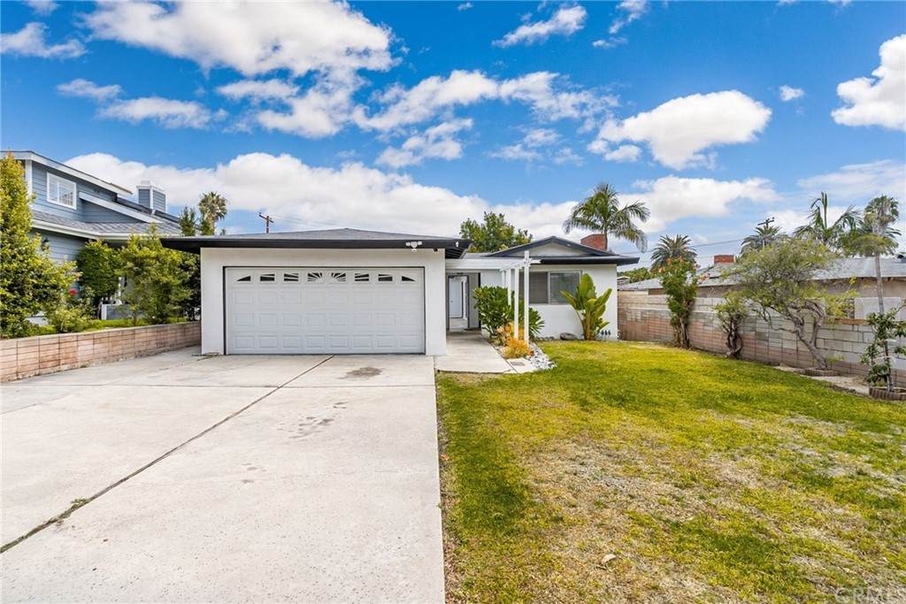 34722 Calle Las Flores - Photo 1