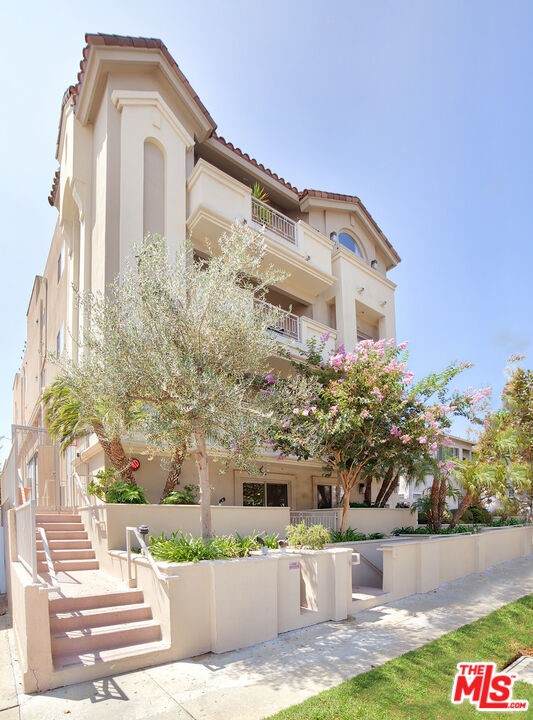 1409 Armacost Avenue - Photo 1