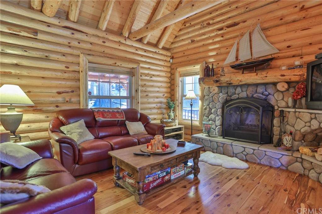 337 Klamath Drive - Photo 1