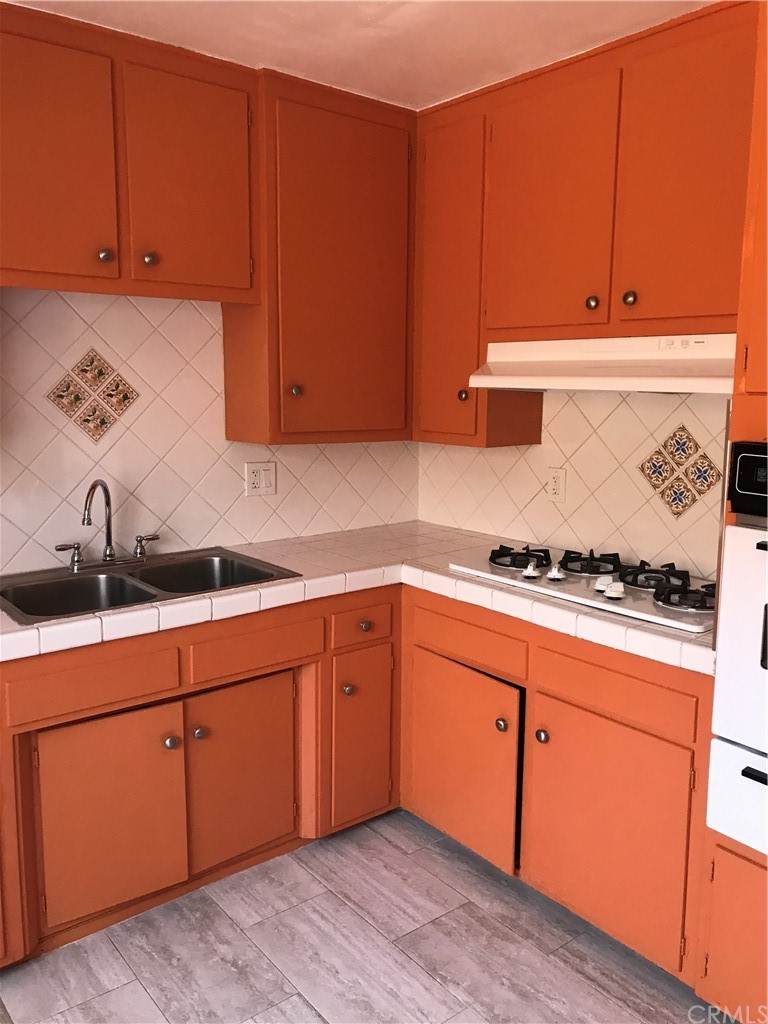 15230 Normandie Avenue - Photo 1