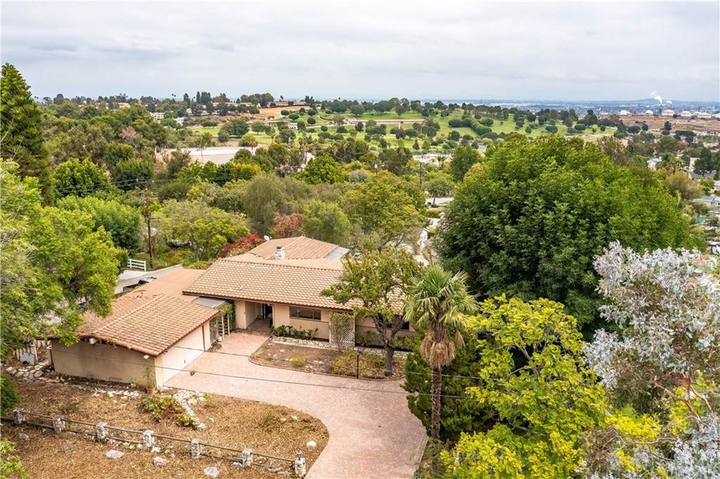 6 Sundown Drive - Photo 1