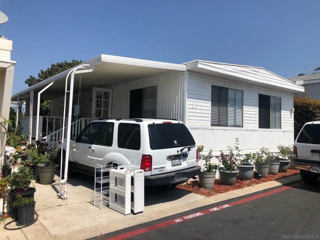 699 Vulcan Ave - Photo 1