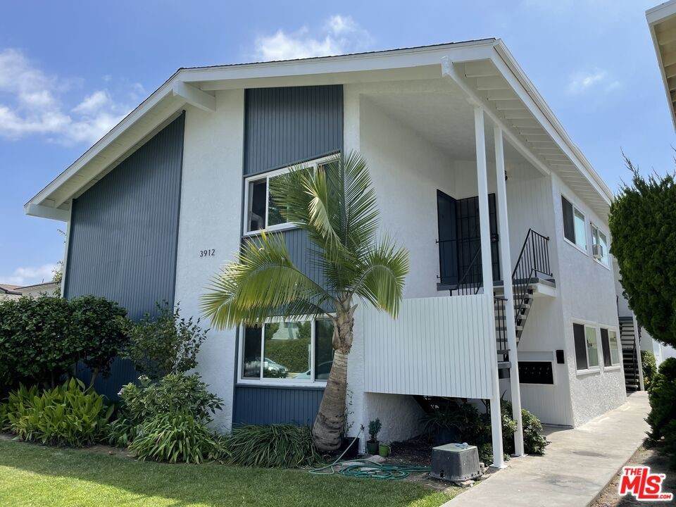 3912 Green Avenue - Photo 1