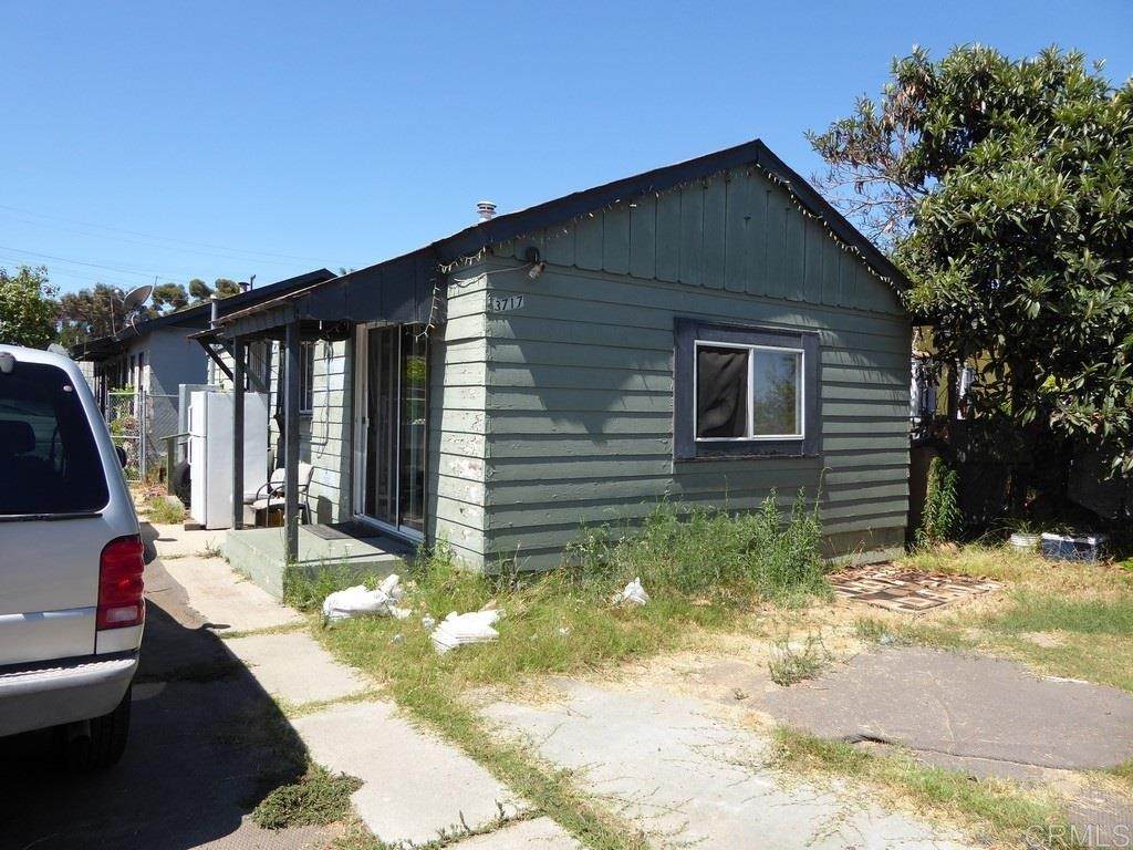 3713 17 Acacia St - Photo 1