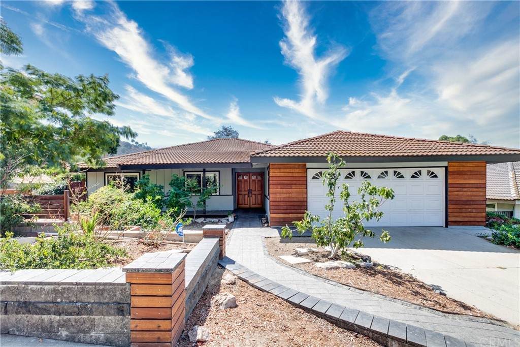 363 Del Sol Lane - Photo 1