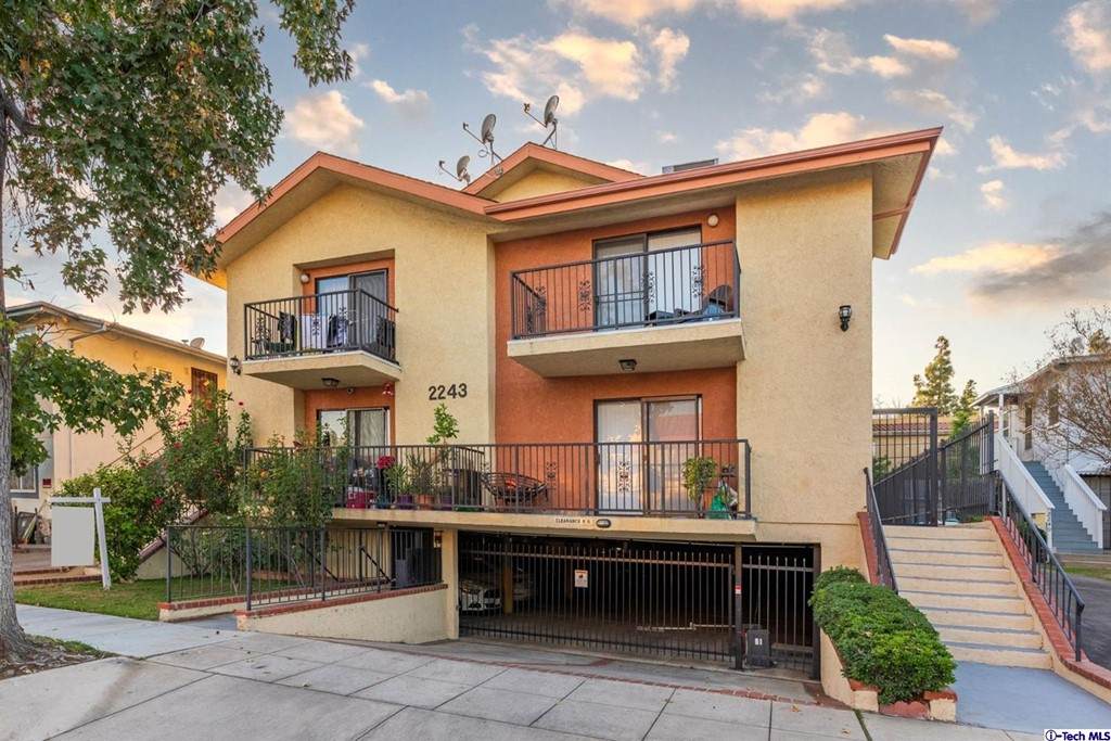 2243 Catalina Street - Photo 1