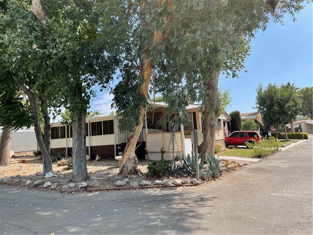 21100 State St - Photo 1
