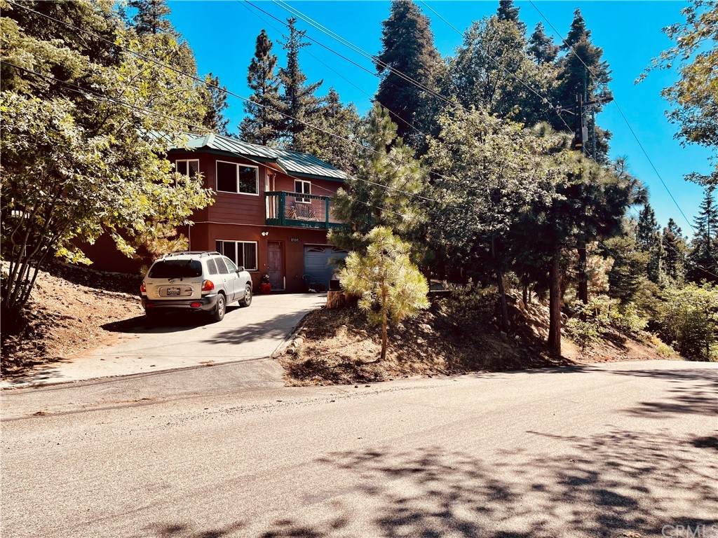 6191 Oak Avenue - Photo 1