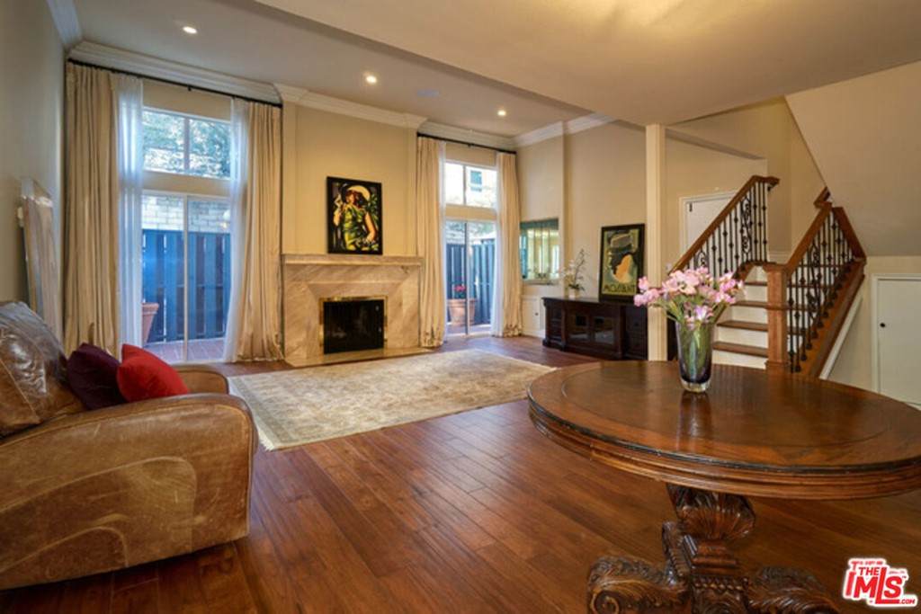 1937 Beverly Glen Boulevard - Photo 1