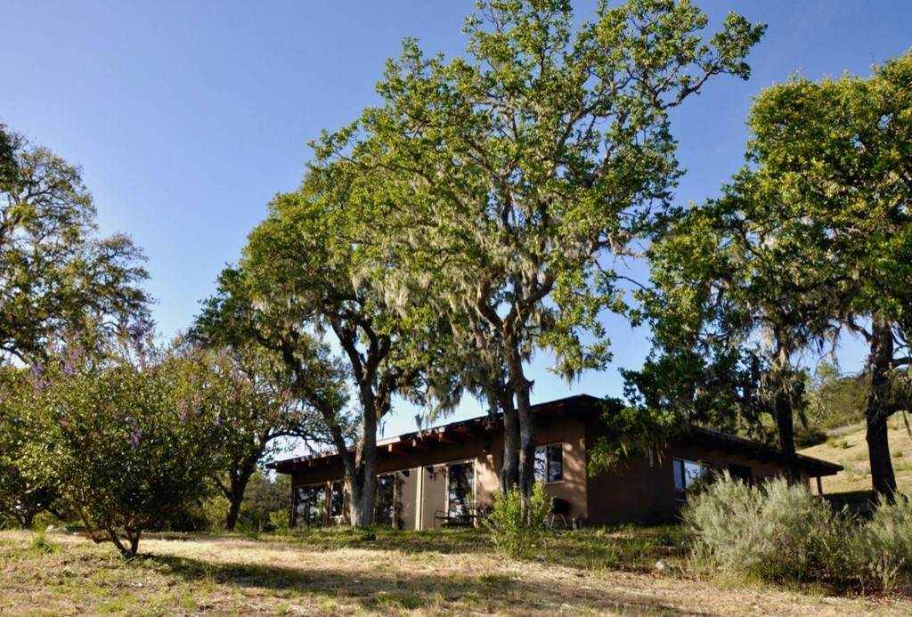 20785 Cachagua Road - Photo 1