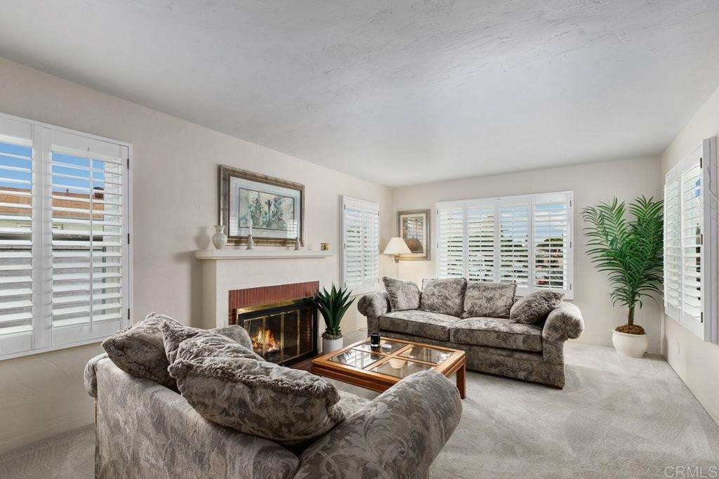 132 Twin Oaks Circle - Photo 1