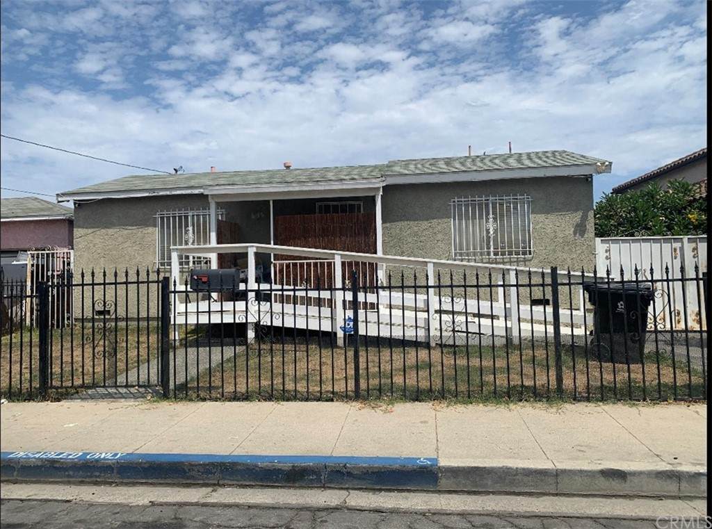 835 Palmer Street - Photo 1