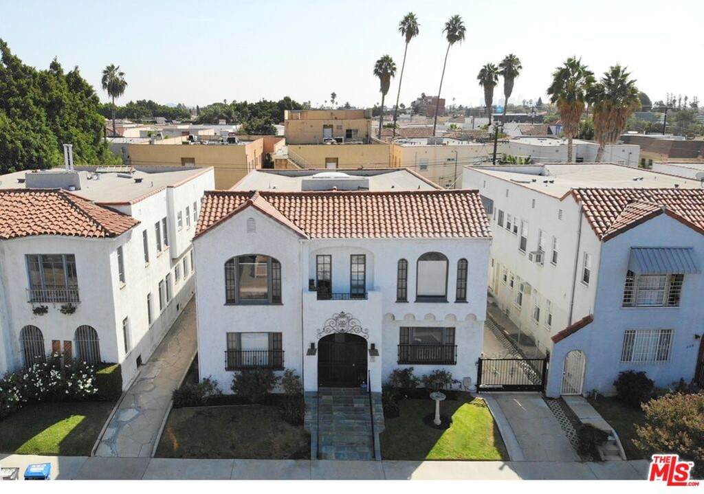 330 Spaulding Avenue - Photo 1
